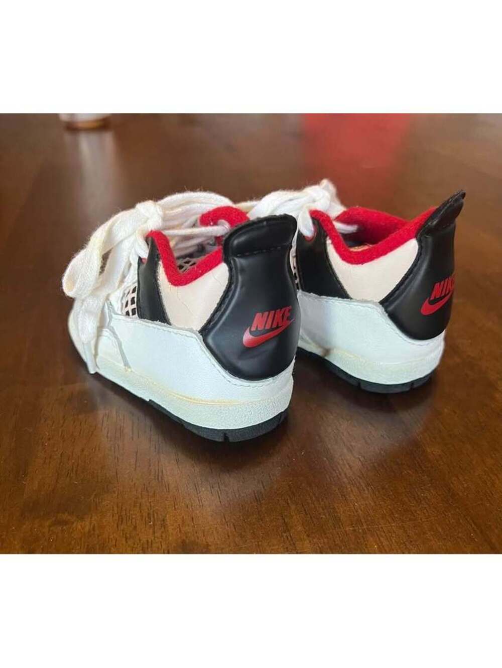 Infant Jordon Shoes Fire Red Sz 3